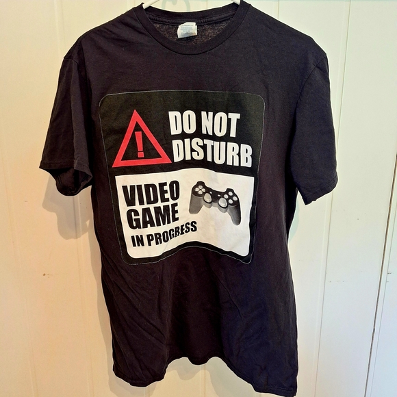 Other - Gaming T-Shirt "Do Not Disturb Video Game In Progress" Sz L Very Good Condition